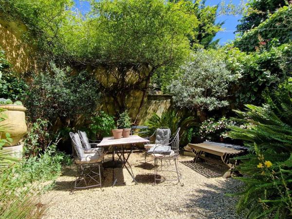 Maison ancienne - Cazals Demeure de charme avec Patio, piscine, tour au toit de lauze et jardin bucolique.