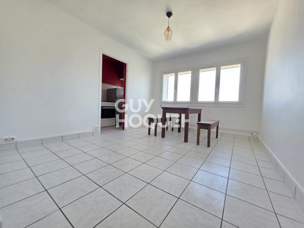 Appartement entièrement rénové à vendre de 4 pièces de 60.45 m²