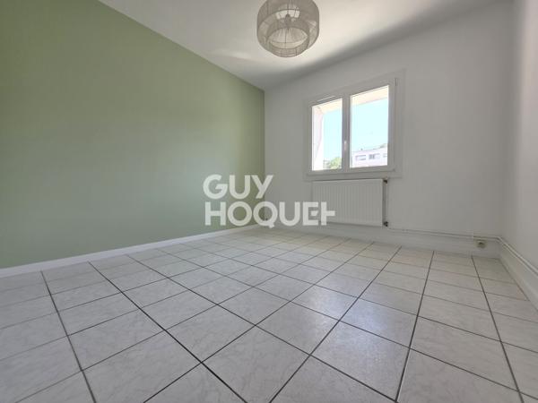 Appartement entièrement rénové à vendre de 4 pièces de 60.45 m²