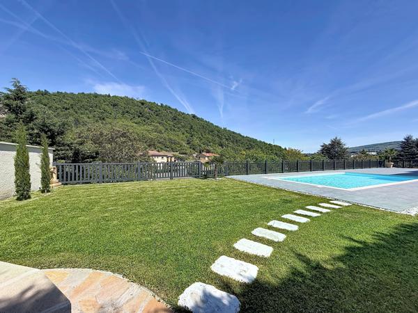 Maison 4 pièces - 135 m²