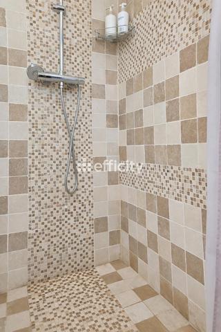 Appartement
         3 pièces
        - 63 m² 396 000 € *