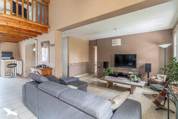 Maison à vendre |                                       Villenave-d'Ornon |                                        6 pièces  |  146 m²