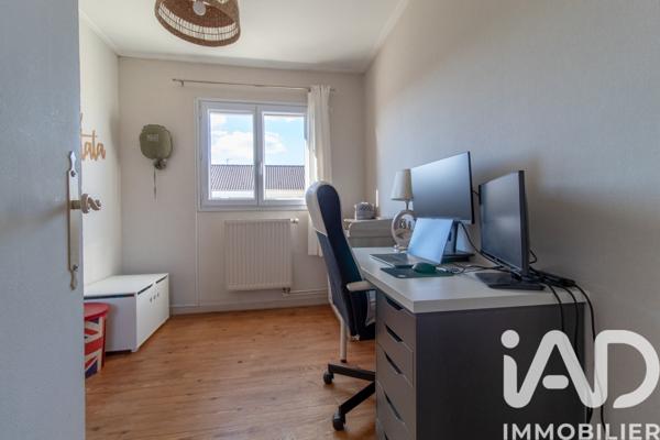 Maison à vendre 5 pièces 90 m² Villepreux