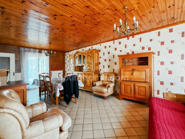 MOUY – Charmante maison familiale de 89,49 m² avec 3 chambres, jardin, garage et sous-sol