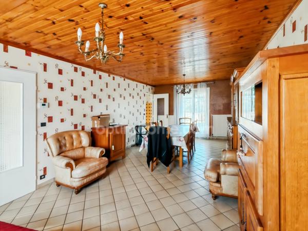 MOUY – Charmante maison familiale de 89,49 m² avec 3 chambres, jardin, garage et sous-sol