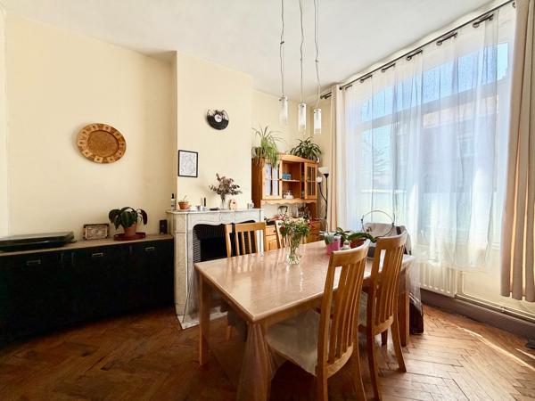 Maison 6 pièce(s) 5 chambre(s) 133 m²
