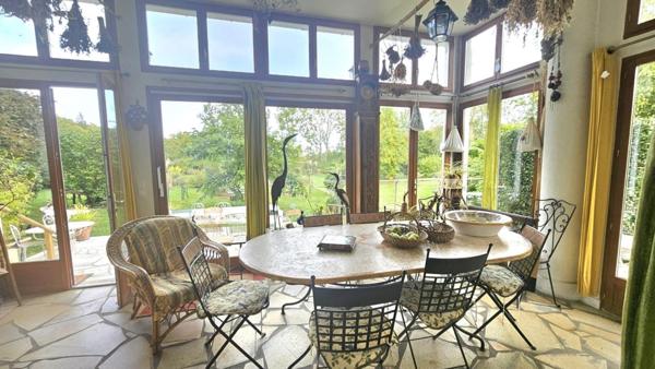 Maison 208 m2 - 13000 m2 de terrain  - Piscine - 78270 Bennecourt