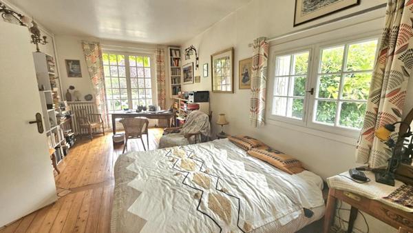 Maison 208 m2 - 13000 m2 de terrain  - Piscine - 78270 Bennecourt