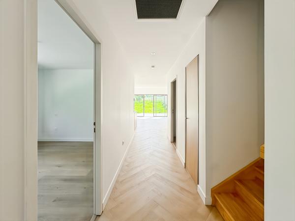 Maison
         5 pièces
        - 137 m² Bien prestige
