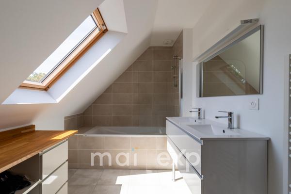 Maison contemporaine - Quatre chambres