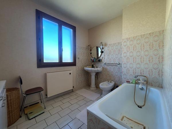 Maison a vendre à Carcassonne avec jardin et garage
