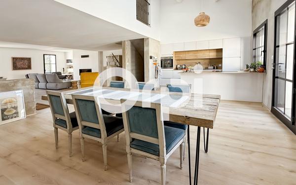 Maison à vendre    5 pièces • 150 m2 Balaruc-le-Vieux