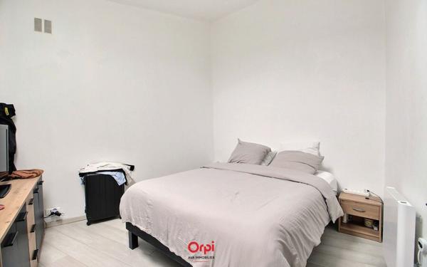 Appartement à vendre    7 pièces •  Marseille 12