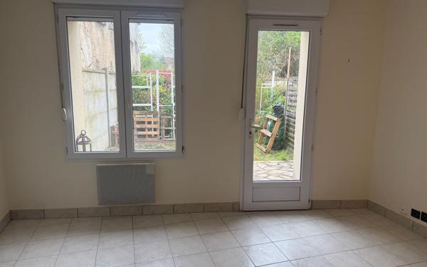 Appartement à louer    1 pièce •  Meaux