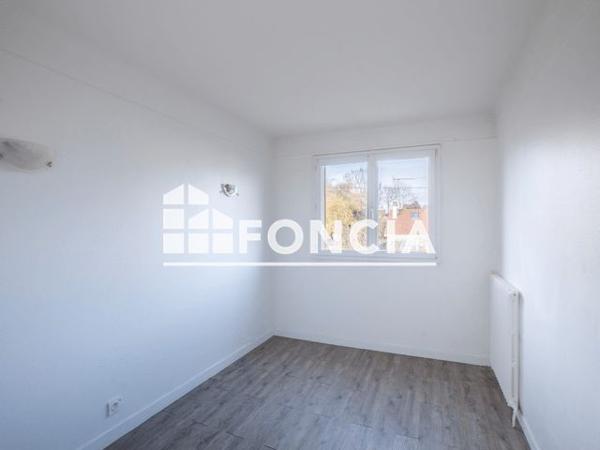 À vendre Maison 7 pièces 112 m² - Le Mesnil-saint-denis 78320