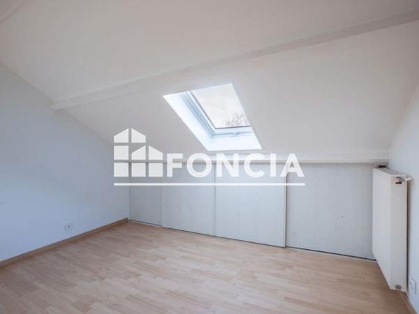 À vendre Maison 7 pièces 112 m² - Le Mesnil-saint-denis 78320
