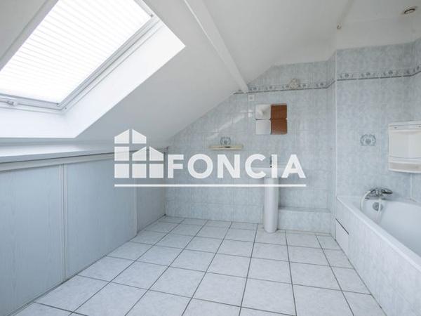 À vendre Maison 7 pièces 112 m² - Le Mesnil-saint-denis 78320