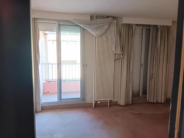 Cahors centre ville Appartement de 95 m² avec grande terrasse, ascenseur et parking