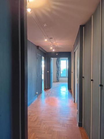 Cahors centre ville Appartement de 95 m² avec grande terrasse, ascenseur et parking