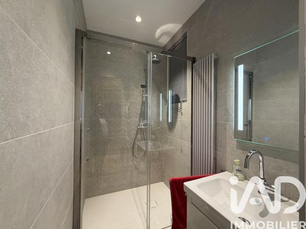 Appartement à vendre 5 pièces 145,3 m² Marseille 8