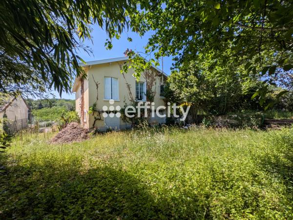 Maison
         4 pièces
        - 100 m² 148 000 € *