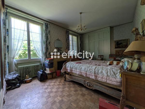 Maison
         4 pièces
        - 100 m² 148 000 € *