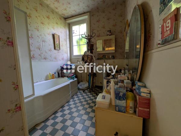 Maison
         4 pièces
        - 100 m² 148 000 € *