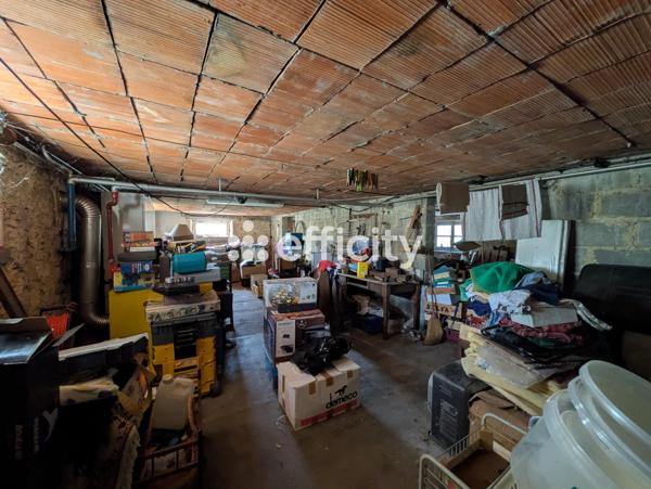 Maison
         4 pièces
        - 100 m² 148 000 € *