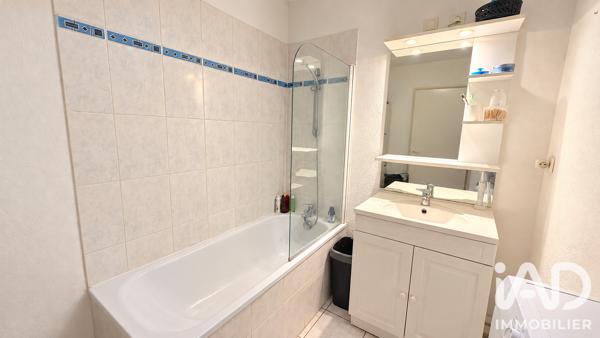 Appartement à vendre 2 pièces 47,52 m² Rouxmesnil-Bouteilles