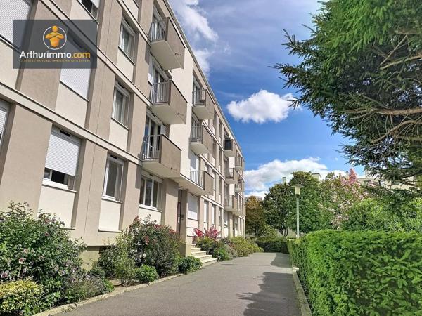 Vente                                                      Appartement
                        
                     3 pièces                      53 m2                     à Eaubonne