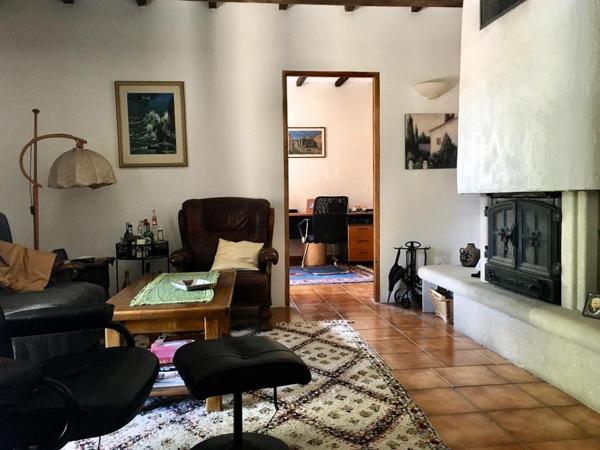 Villa Saint Didier 7 pièce(s) 143 m2 sur terrain avec piscine