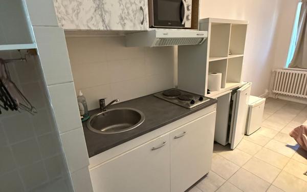 Appartement à louer    1 pièce • 10,39 m2 Paris 16
