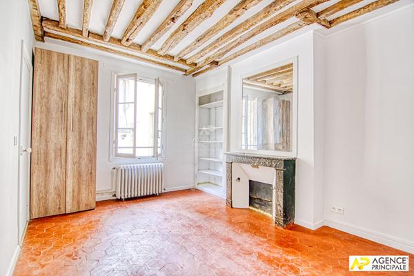Versailles Saint-Louis Appartement duplex 6 pièces 2ème et dernier étage 102.32 m² au sol €655 000 ** - Référence 27539
