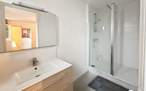 Appartement à vendre    2 pièces •  Hennebont