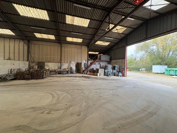 Local d'activité Daumeray 720 m2 , Morannes sur sarthe daumeray Local d'activité Daumeray 720 m2 , Morannes sur sarthe daumeray