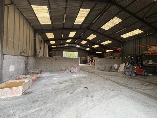 Local d'activité Daumeray 720 m2 , Morannes sur sarthe daumeray Local d'activité Daumeray 720 m2 , Morannes sur sarthe daumeray