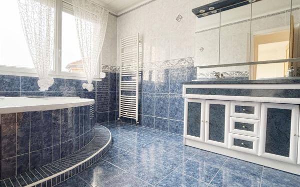 Maison à vendre    5 pièces •  Argenteuil