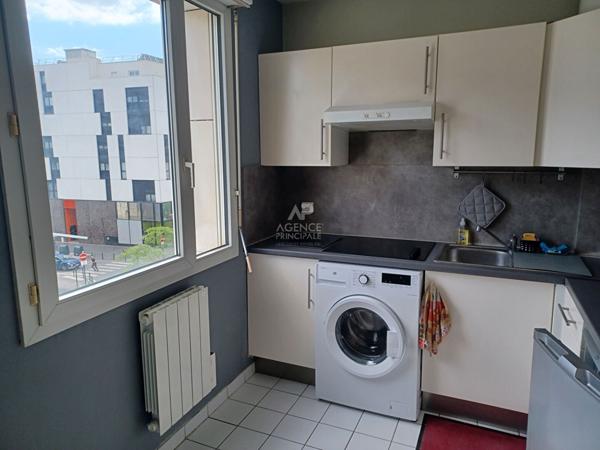 Appartement Cergy 1 pièce(s) 27.93 m2

Loyer €717.99/mois charges comprises **

- Ref : MG11024