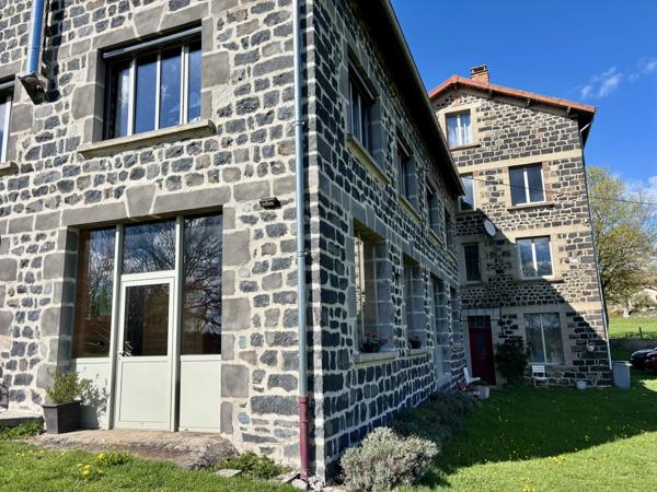 Immobilier Alleyrac (43150) – Propriété 367m2 – 449 000 €