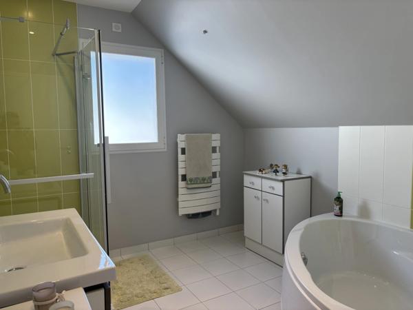 LA TURBALLE - MAISON SPACIEUSE 190m²