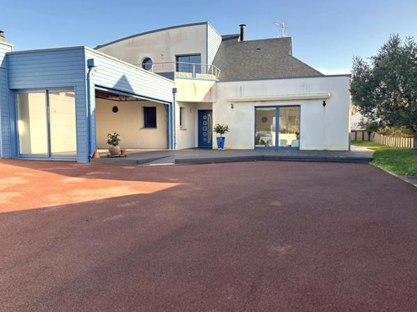 LA TURBALLE - MAISON SPACIEUSE 190m²