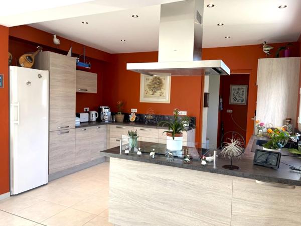 LA TURBALLE - MAISON SPACIEUSE 190m²