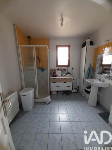 Maison à vendre 7 pièces 165 m² Murol