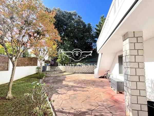 Maison d'architecte à Pontaillac avec plages et commerces à pied