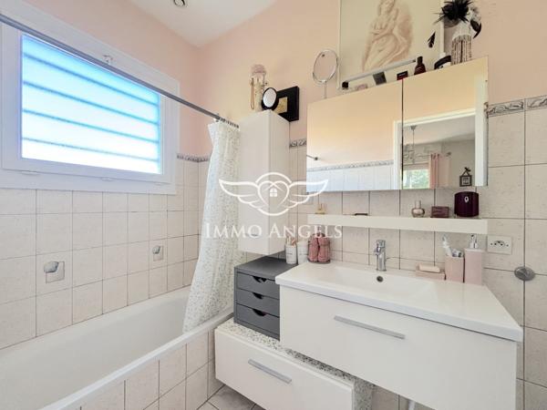 Maison d'architecte à Pontaillac avec plages et commerces à pied