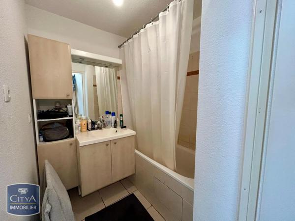 Appartement à louer 2 pièces 44m² Tours (37100)