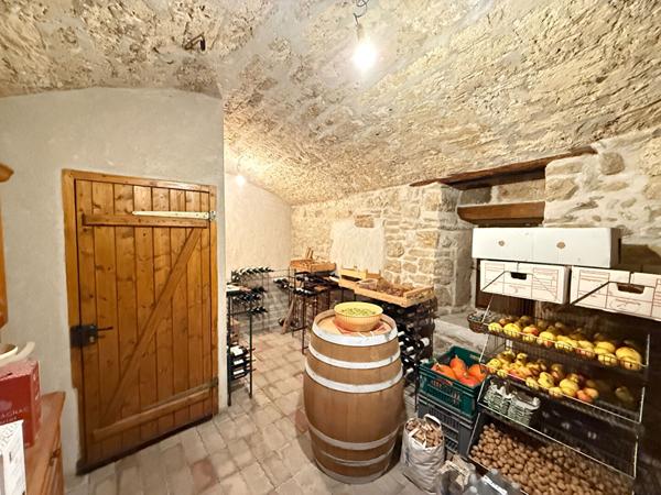 Maison - 7 pièces - 177 m²