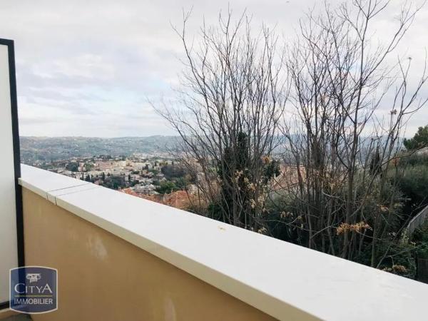 Appartement à louer 3 pièces 59.2m²