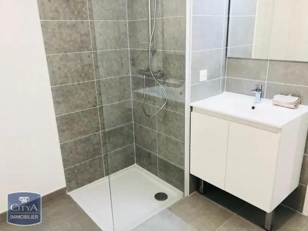 Appartement à louer 3 pièces 59.2m²