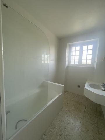 MORLAIX PROCHE COMMODITES